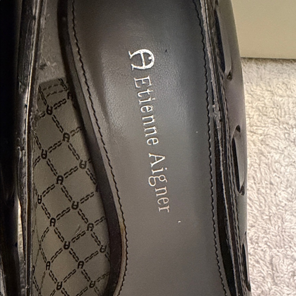 NWT VTG Etienne Aigner Orah Leather Tassel Kitten-Heel Pumps 90s Y2K Office - Picture 3 of 14